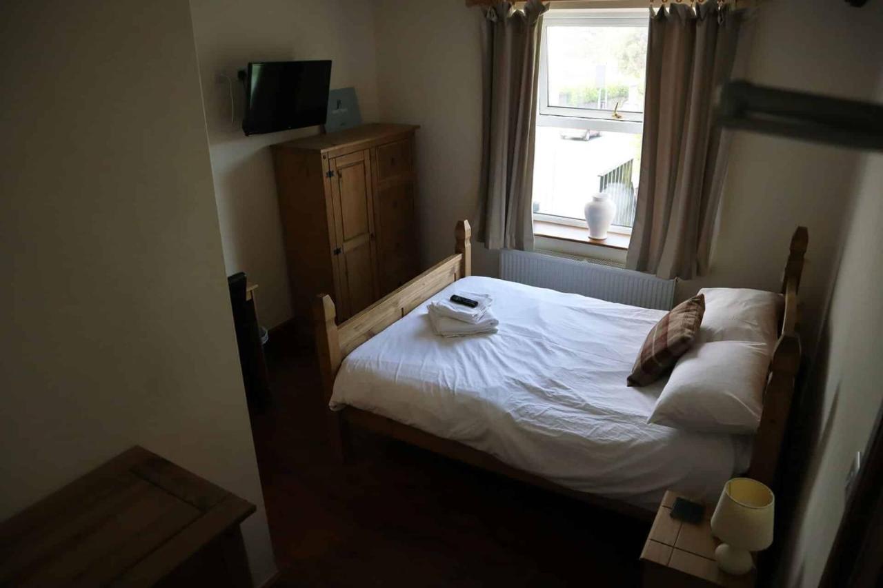 Foulridge The Hare & Hounds Inn מראה חיצוני תמונה