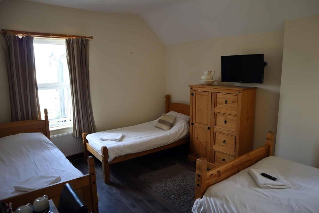 Foulridge The Hare & Hounds Inn מראה חיצוני תמונה