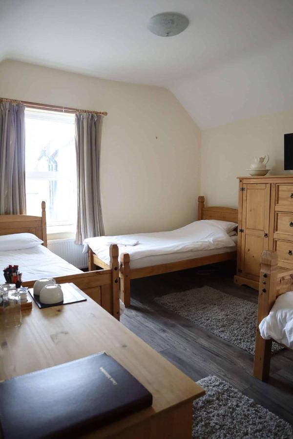 Foulridge The Hare & Hounds Inn מראה חיצוני תמונה