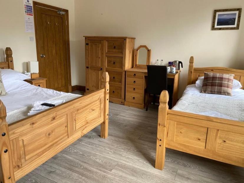 Foulridge The Hare & Hounds Inn מראה חיצוני תמונה